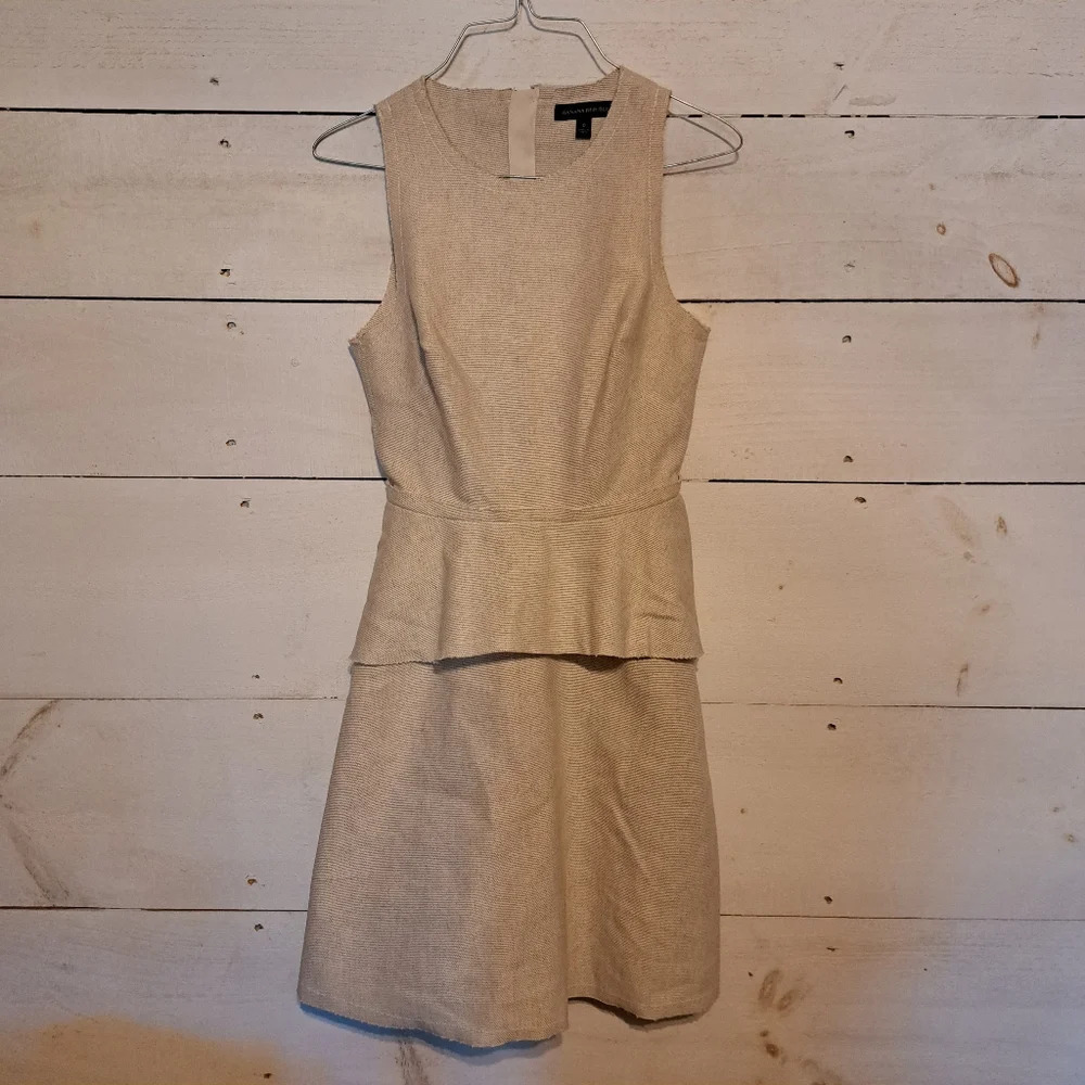 Banana Republic tan linen dress. Size 0 - Picture 2 of 6